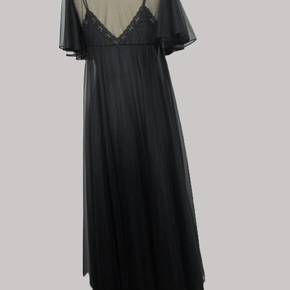 Black Peignoir Set Night Gown Robe Vintage Huge Sweep - Picture 13 of 16